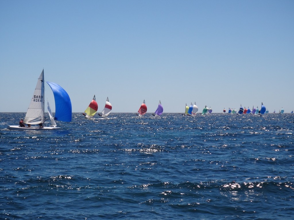 Sharpies on the first reach in Race 3 - 70th Australian Sharpie Nationals © Ann Schmidt